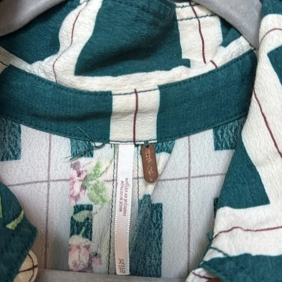 Free People Green and White Button Down Shirt - Picture 3 of 7